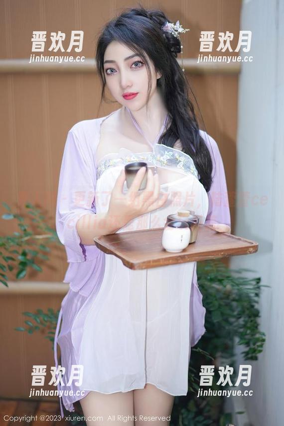秀人网-陆萱萱cecillia 秀人网 - 更新了一组黑白照片,陆萱萱cecillia还是那么会玩反差