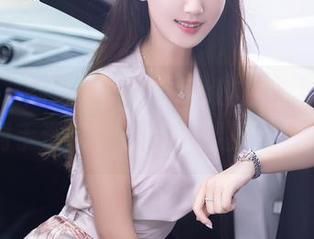 秀人网 – 陆萱萱cecillia的网袜，下载时别手滑哦，别让小腿见光啦！