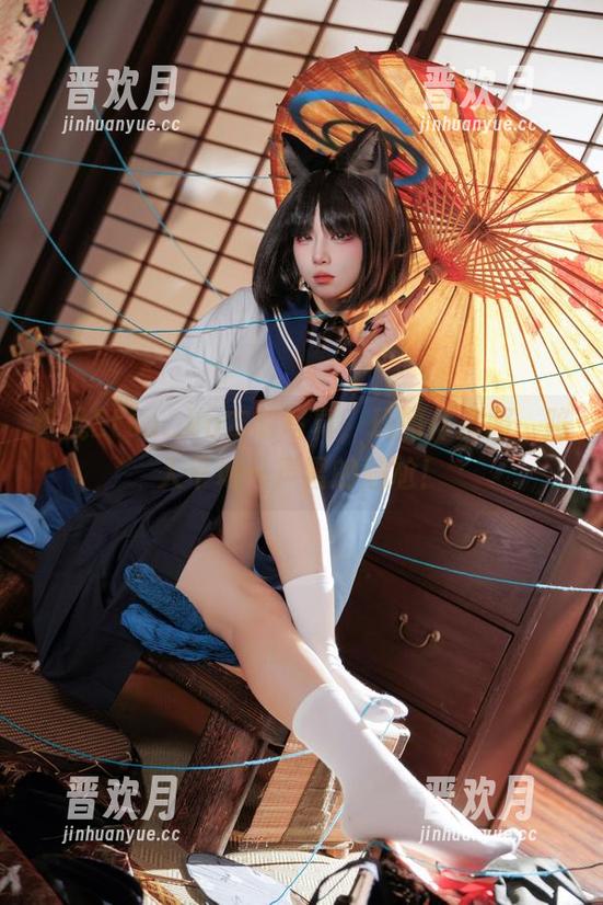 纸悦Etsu_ko 纸悦Etsu_ko定制写真,玛丽体操服,陷入平地一声雷的尴尬!