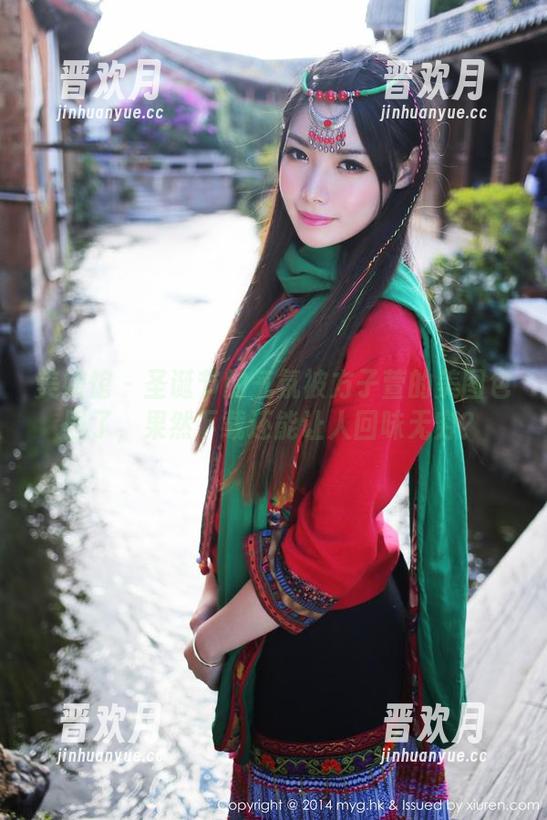 美媛馆 - 圣诞节的气氛被方子萱的美图包围了，果然下载还能让人回味无穷？