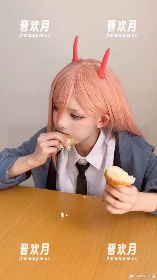 腥味猫罐 随便打开网盘,腥味猫罐的女王作品就跳了出来,惊呆我了!