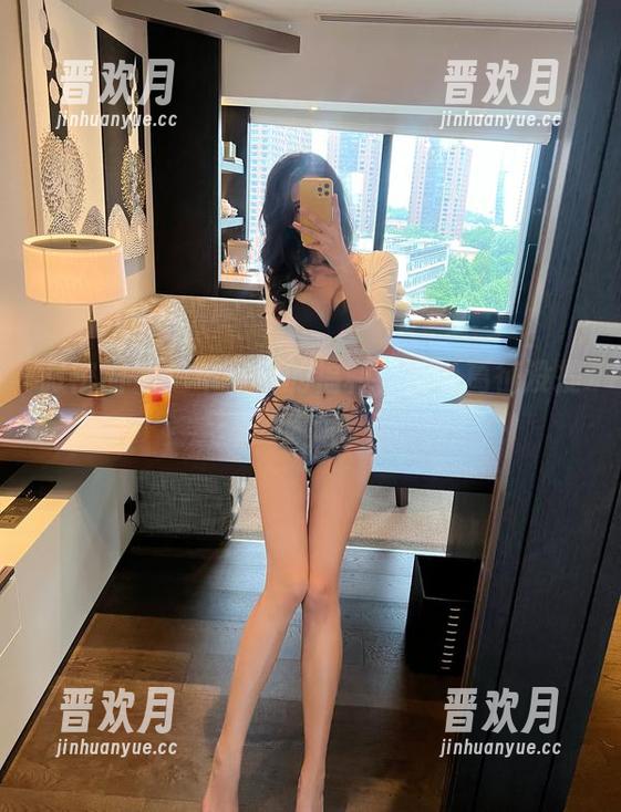葛征 微密圈 - 这牛仔裤的福利,别说葛征没提醒你哦!