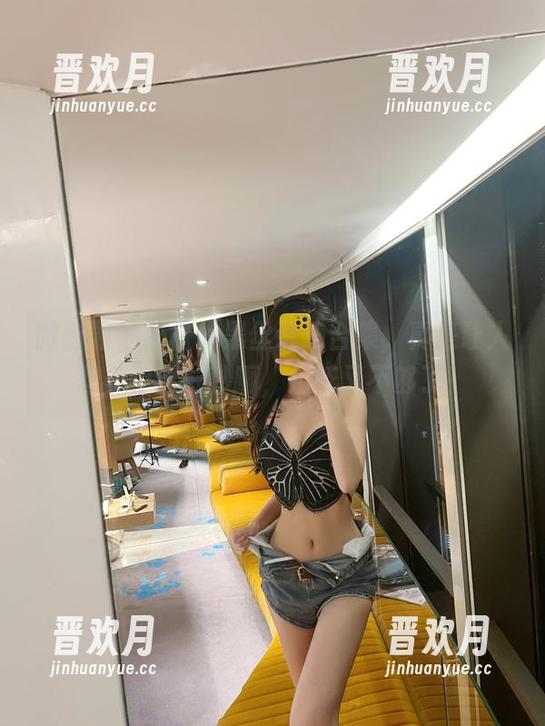 葛征 微密圈 - 葛征的黑丝诱惑合集,真是让人想多停留一秒啊,奶茶又不够了!