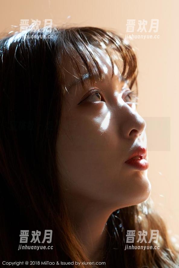 蜜桃社-Rola 蜜桃社 - 走不动了?别怕,Rola美腿图库下载给你动力!