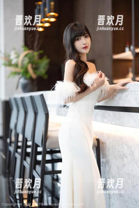 语画界-苏苏阿 语画界 - 苏苏阿理想中的可爱写真合集,唉,让我为啥做不到这样。