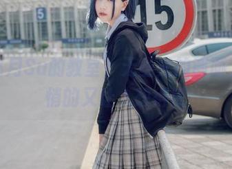 翻开逐月Su的教室，无圣光的画面，静悄悄的又让人想得慌