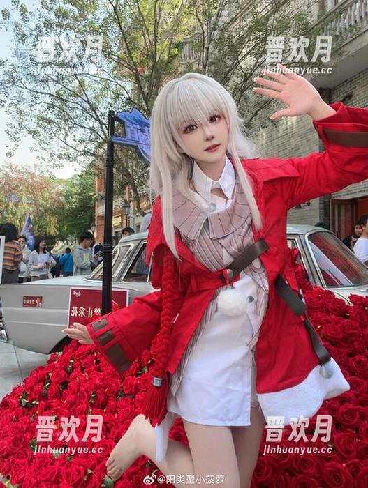 阳炎型小菠萝 当阳炎型小菠萝遇上校园:一组美图,躲不过的眼馋!