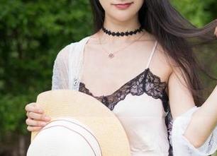 魅妍社 – 王婉悠的泳衣，这高清资源让我想到了偷偷的海滩假期…